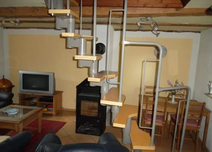 Freistehendes In Ruhiger Lage By Interhome 펜션 *